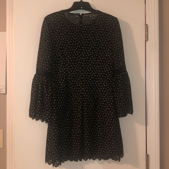 Black trumpet sleeve dress - Picture 2 of 4